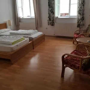 In Der Altstadt Nepomukb&b Hostel Innsbruck